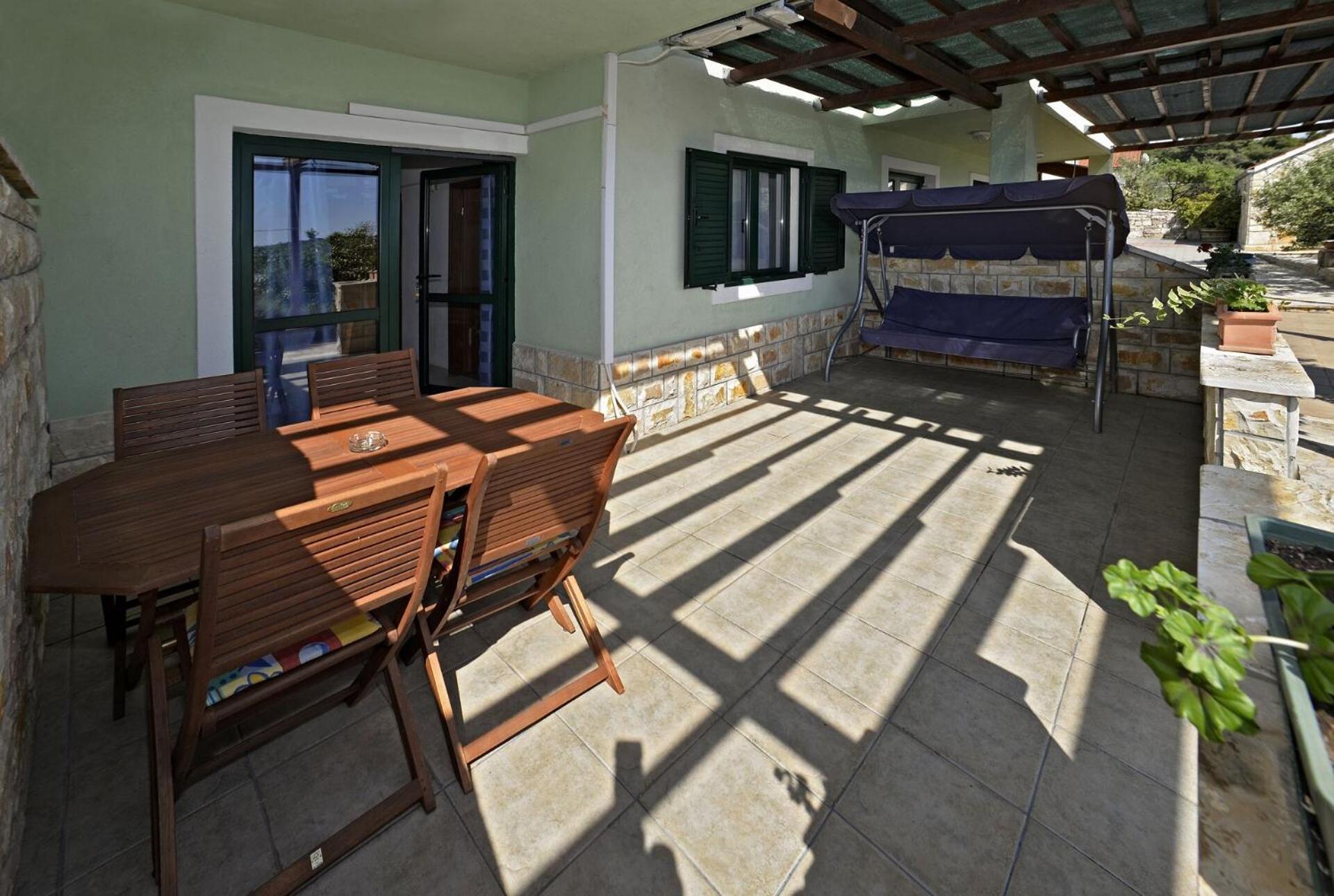 Apartments Toni Maslinica Extérieur photo