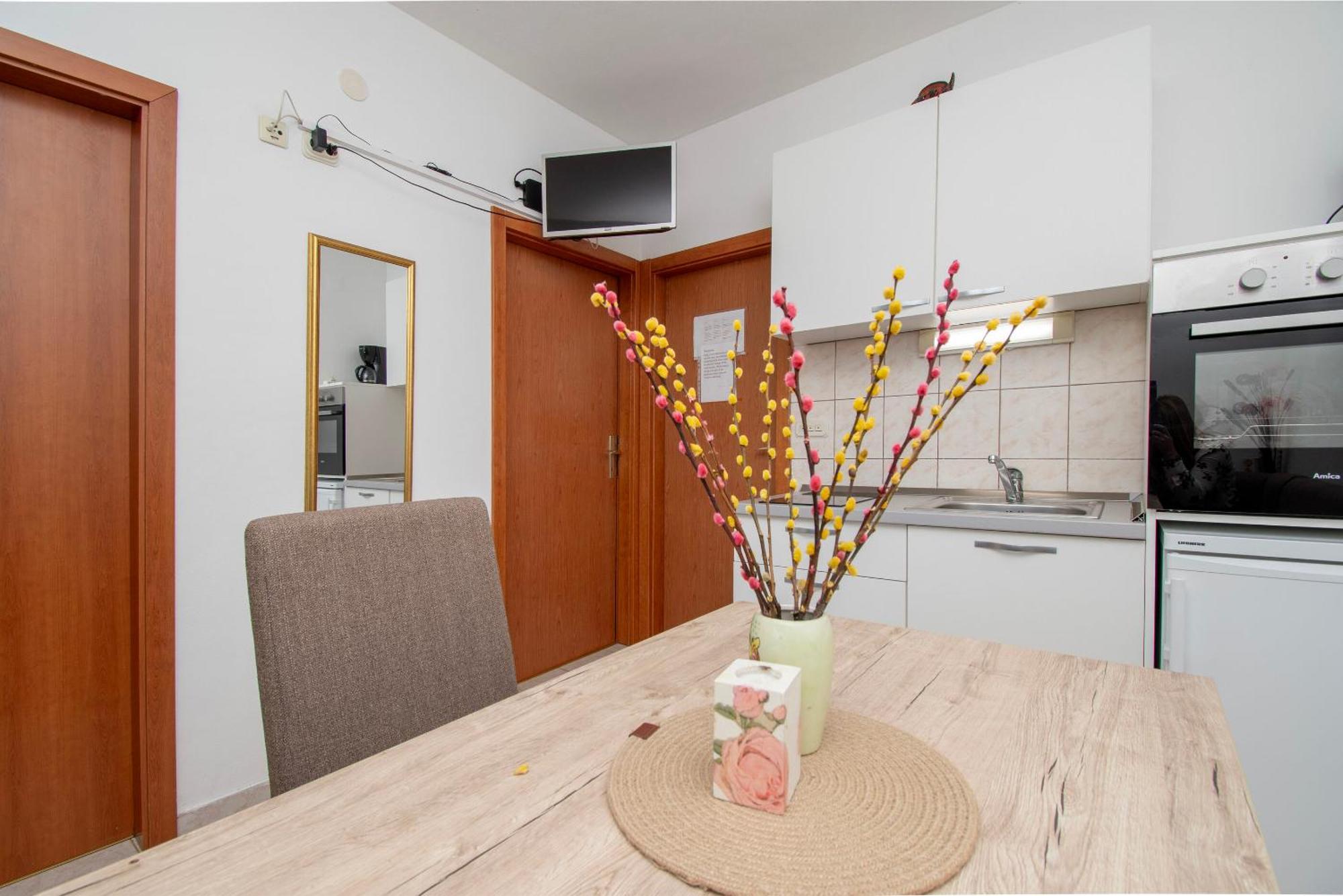 Apartments Toni Maslinica Extérieur photo