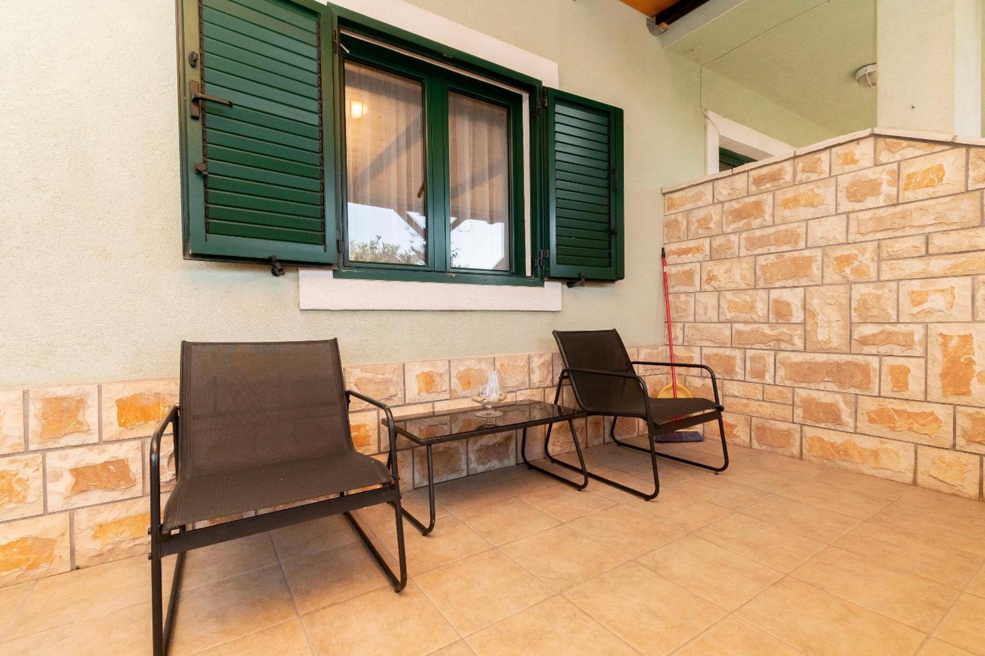 Apartments Toni Maslinica Extérieur photo